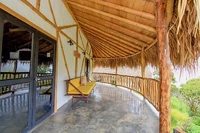 Ceiba by Masaya Collection