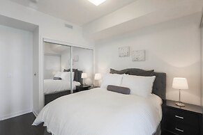 Noel Suites - York and Simcoe