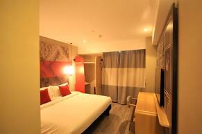ibis Shenyang north station