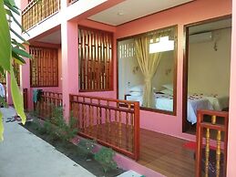 Kyaw Ngapali Lodge