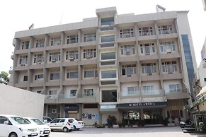 Hotel Ambica Katra