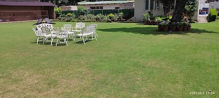 Hotel Ambica Katra