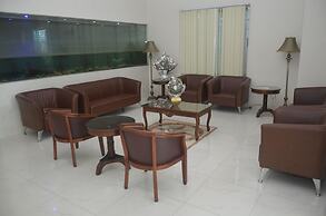 La Rose Hotel