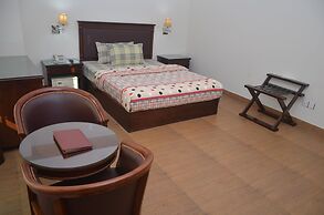 La Rose Hotel