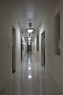 La Rose Hotel