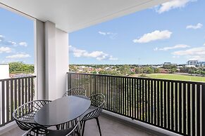 Meriton Suites Sydney Airport