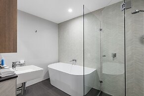 Meriton Suites Sydney Airport