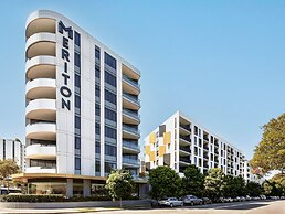 Meriton Suites Sydney Airport
