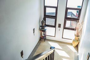 Phuket Monaburi Boutique Hotel