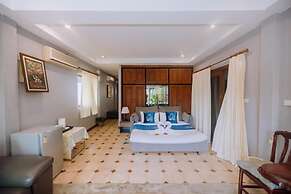Phuket Monaburi Boutique Hotel