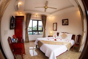 Lys Homestay