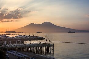 LHP Suite Posillipo