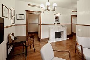 Callas House