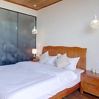 Bushe Cuoguo Inn