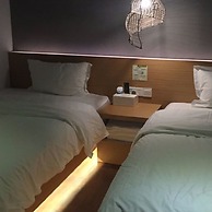 Bushe Cuoguo Inn