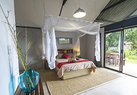 Caprivi Mutoya Lodge & Campsite
