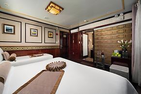 Swan Cruises Halong