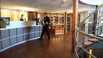 Select MS Serenity - Neuss