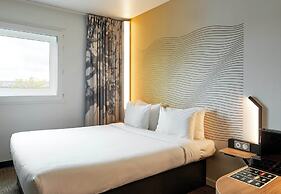B&B HOTEL NANTERRE Rueil Malmaison
