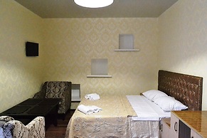 Nairi Hotel