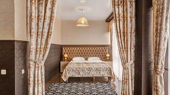 Nairi Hotel