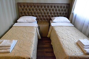Nairi Hotel