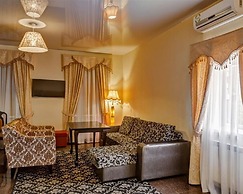 Nairi Hotel