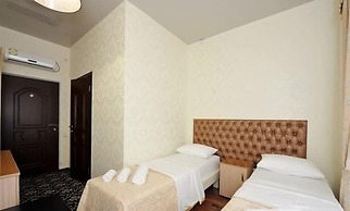 Nairi Hotel