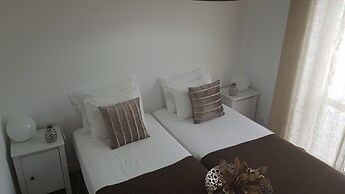 Azores Pedra Apartments