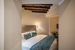 Reginella Suites