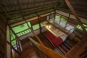 Cotton Tree Lodge