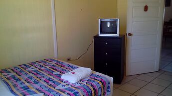 Don Santiago Guesthouse Downtown
