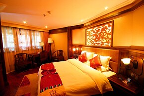 Lijiang Golden Path Hospitality
