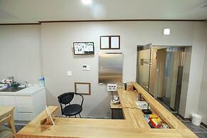 Miso Guesthouse - Hostel