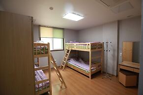 Miso Guesthouse - Hostel