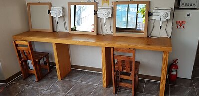 Miso Guesthouse - Hostel