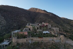 Fort Dadhikar, Alwar
