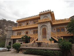 Fort Dadhikar, Alwar