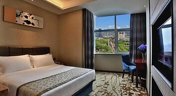 ZhongLian KaiXin Hotel
