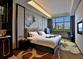 ZhongLian KaiXin Hotel