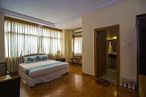 Royal Inlay Hotel