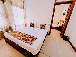 Masailand Safari & Lodge