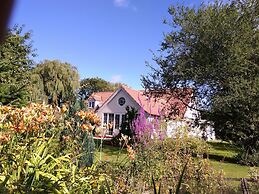 White Cottage B&B