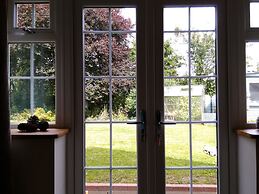 White Cottage B&B