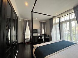 Cheeva Dee Hotel