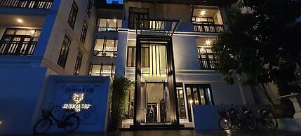 Cheeva Dee Hotel