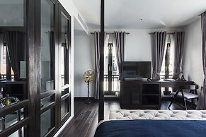 Cheeva Dee Hotel