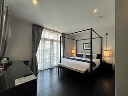 Cheeva Dee Hotel