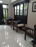 Cheeva Dee Hotel