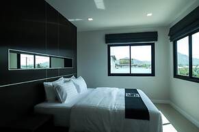 Triple Z Hotel